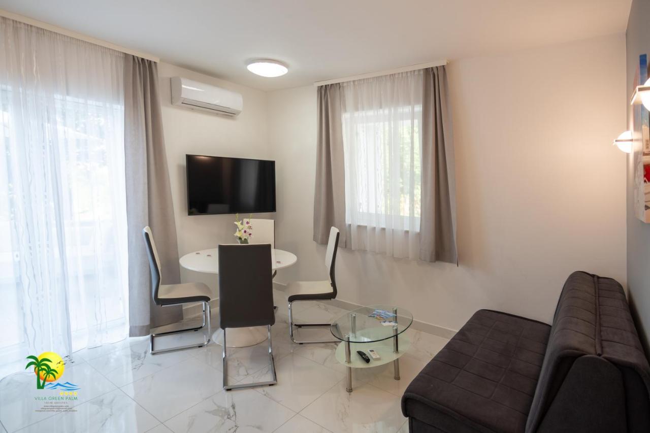 Villa Green Palm เวอร์ซาร์ ภายนอก รูปภาพ