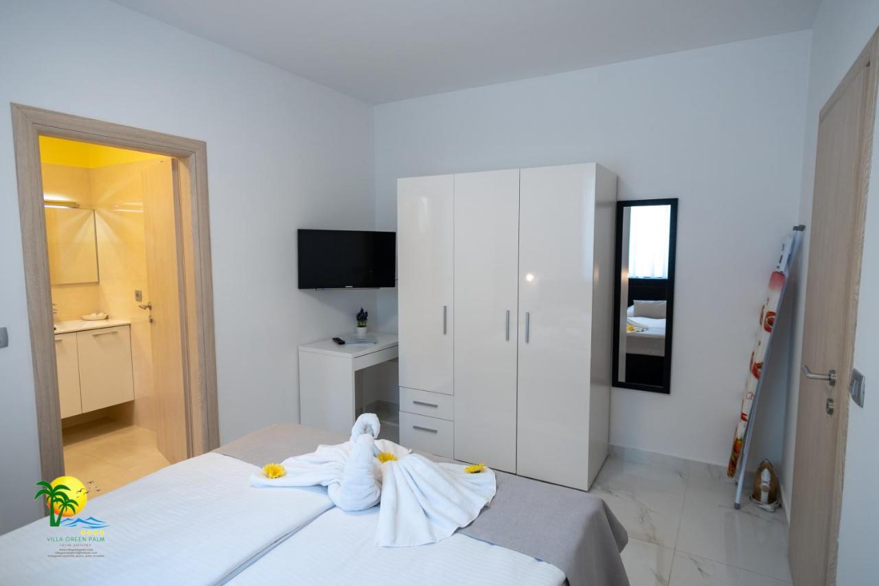 Villa Green Palm เวอร์ซาร์ ภายนอก รูปภาพ
